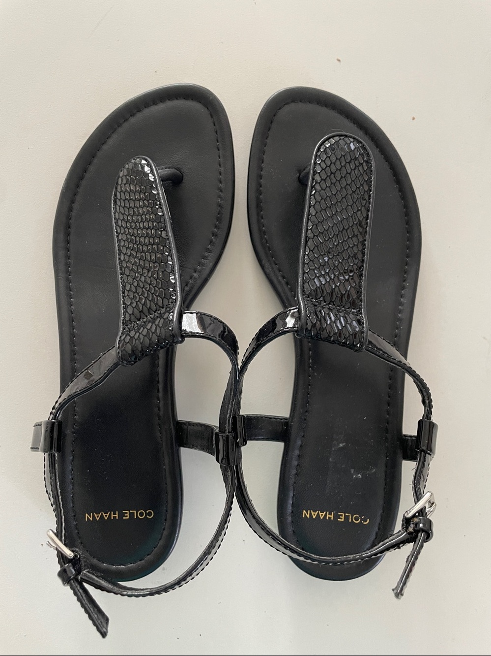 Cole Haan Black Patent Leather Snake Thong T Strap Flat Sandals
6M - Picture 3 of 6